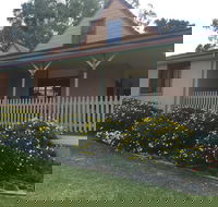 Carinya Cottage Holiday House - Accommodation QLD