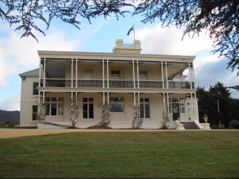 Claremont House - Accommodation QLD 2