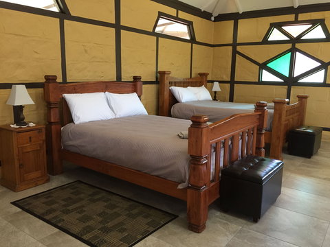 Coonandry Cottage - Accommodation QLD 0