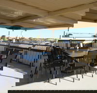 Deck to Sea - Accommodation QLD