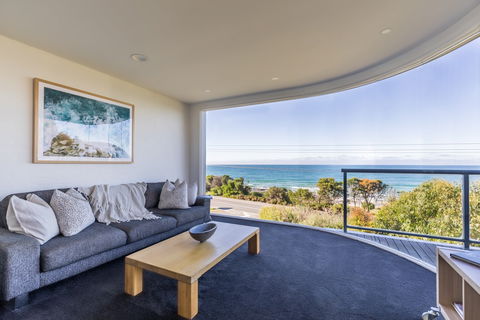 Dlux + Escape @ 83 Great Ocean Road Apartments Lorne - Accommodation QLD 0
