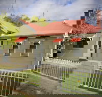Gipps Street Cottage - Open - Accommodation QLD