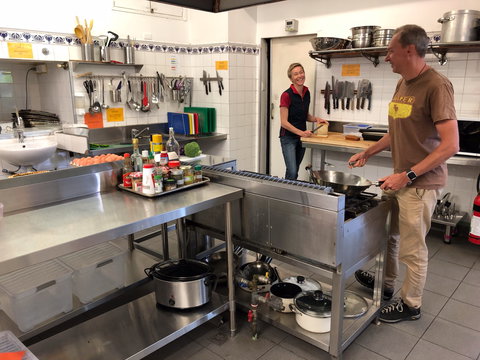 Glenella Guesthouse - Accommodation QLD 2