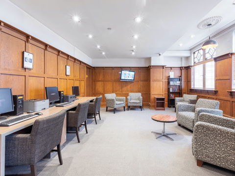 Ibis Styles Kingsgate Hotel - Accommodation QLD 2