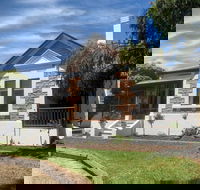 Karno House Mount Gambier - Local Heritage Listed - Accommodation QLD