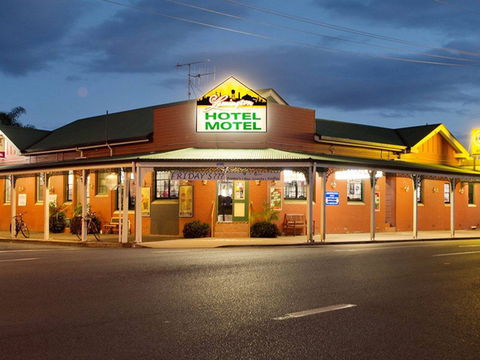 Lamington Hotel Motel - Accommodation QLD 0