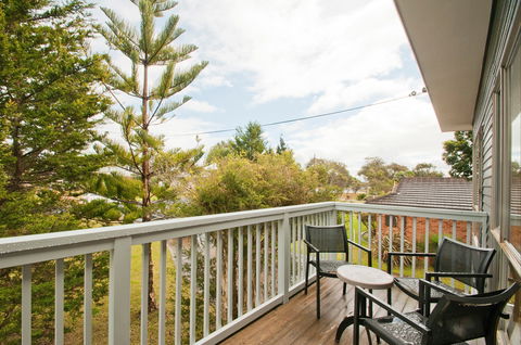 Middle Sea - Accommodation QLD 2