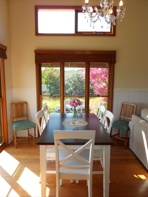 Milton Country Retreat: The Chocolate Cottages - Accommodation QLD 1