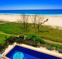 Pelican Sands Beach Resort - Accommodation QLD