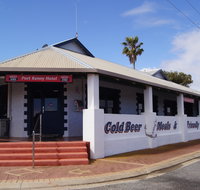 Port Kenny Hotel - Accommodation QLD
