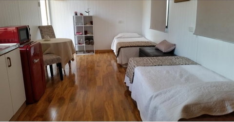 Rockinghorse Restorations Accommodation - Accommodation QLD 0