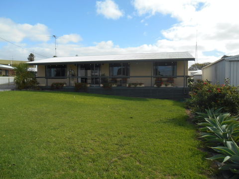 Roshy's Retreat - Accommodation QLD 0