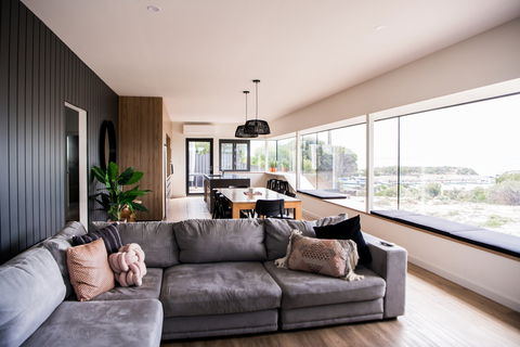Tempest - Accommodation QLD 0