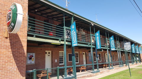 The Port Of Bourke Hotel - Accommodation QLD 0