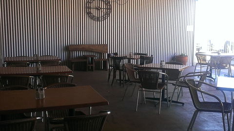 The Port Of Bourke Hotel - Accommodation QLD 2
