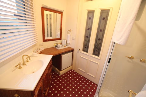 The Grand On Macfie - Accommodation QLD 2