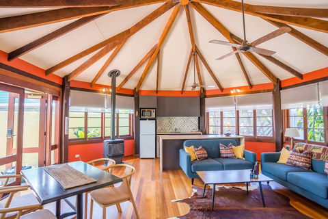 The African Village - By Clouds - Accommodation QLD 1