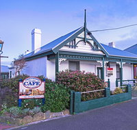 Touchwood Cottages  Gallery  Cafe - Accommodation QLD