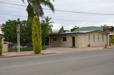 Travelway Motel - Accommodation QLD 0