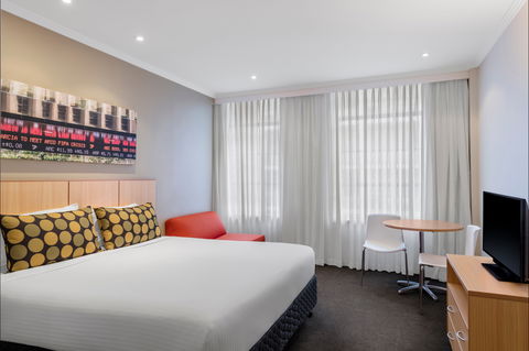 Travelodge Hotel Sydney Martin Place - Accommodation QLD 0