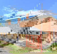 Wellington Courthouse. - Accommodation QLD