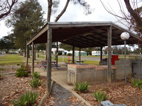 Yass Caravan Park - Accommodation QLD 2