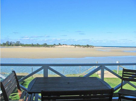 Dolphins Point Tourist Park - Accommodation QLD 1