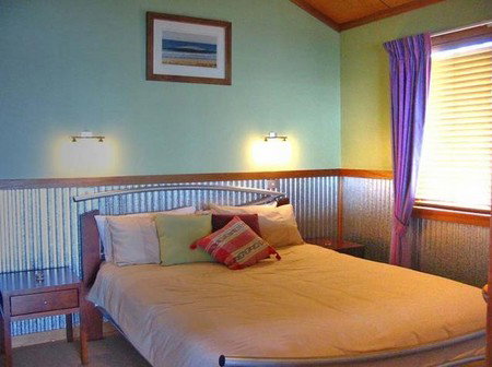 Dolphins Point Tourist Park - Accommodation QLD 2