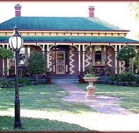Tara House Bed and Breakfast - Accommodation QLD