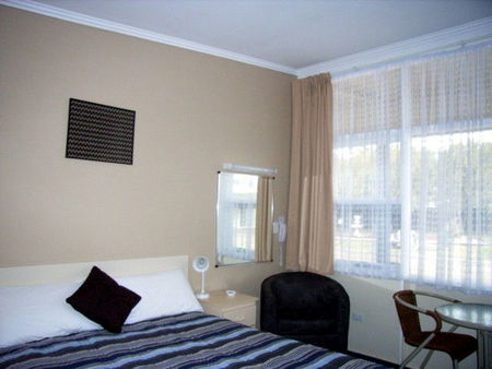 Bairnsdale Main Motel - Accommodation QLD 4