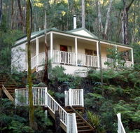 Myers Creek Cascades Luxury Cottages - Accommodation QLD