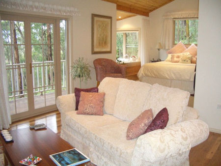 Myers Creek Cascades Luxury Cottages - Accommodation QLD 4