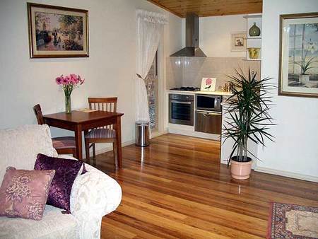 Myers Creek Cascades Luxury Cottages - Accommodation QLD 5