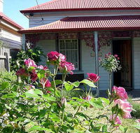 Airleigh - Rose Cottage - Accommodation QLD