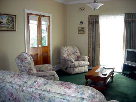 Airleigh - Rose Cottage - Accommodation QLD 1