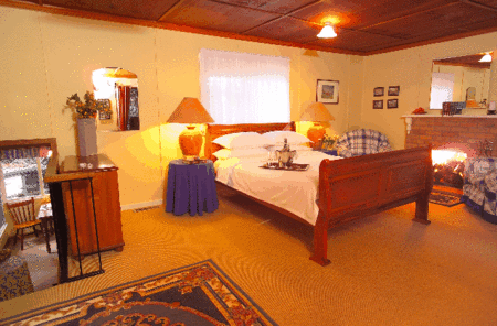 Clarendon Cottages - Accommodation QLD 4