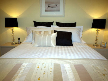 Boutique Stays - Beachside Point - Accommodation QLD 4