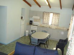 Borderland Holiday Park - Accommodation QLD 4