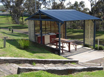 Bacchus Marsh Caravan Park - Accommodation QLD 1