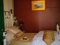 Isabella House - Accommodation QLD 2