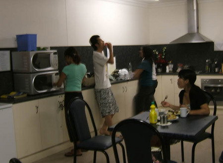 Astra Backpackers - Accommodation QLD 5