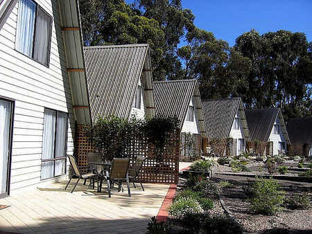 A Line Holiday Village - Accommodation QLD 1