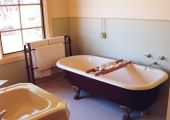 Cruzin The 50s 60s Bed And Breakfast - Accommodation QLD 2
