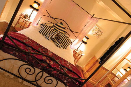 Azidene House - Accommodation QLD 3