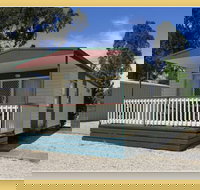 Alexandra Tourist Park - Accommodation QLD