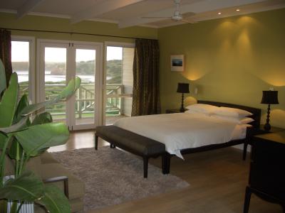 Smiths Beach VIC Accommodation QLD