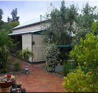 Trafalgar Cottage - Accommodation QLD