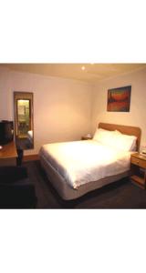 Causeway Inn On The Mall - Accommodation QLD 0
