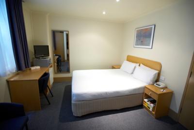 Causeway Inn On The Mall - Accommodation QLD 2