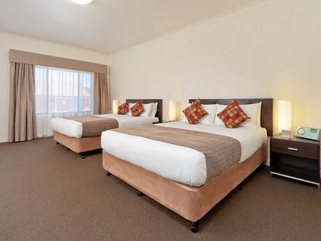 Comfort Inn And Suites Blazing Stump - Accommodation QLD 2